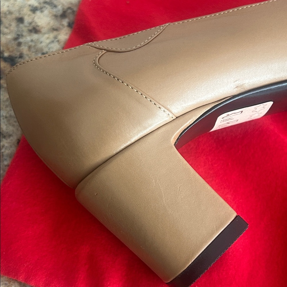 New Bally camel pumps - Picture 14 of 16
